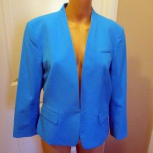 Women's Blue jacket with 3/4 length sleeve